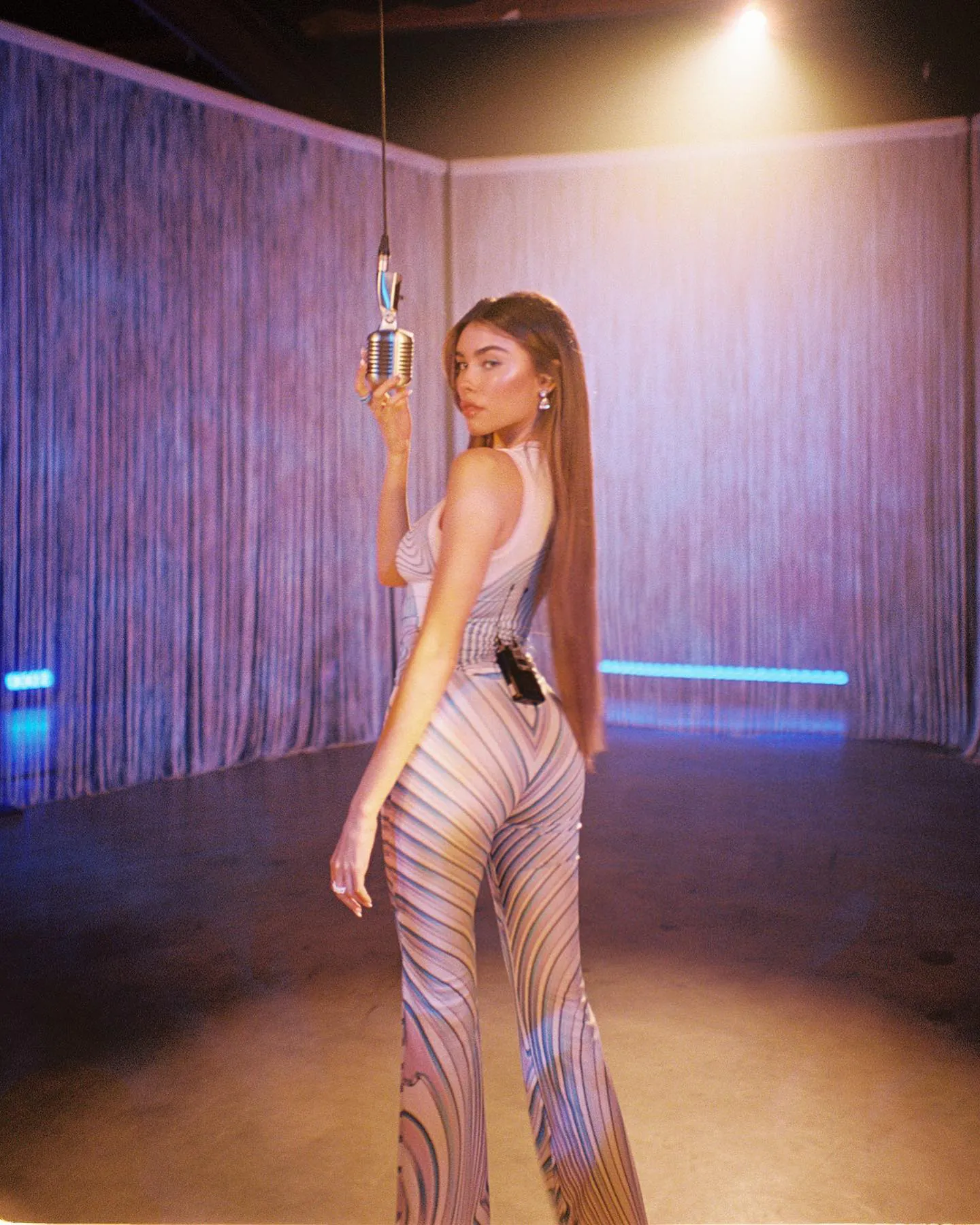 Madison Beer - madison-beer-sexy-6.webp